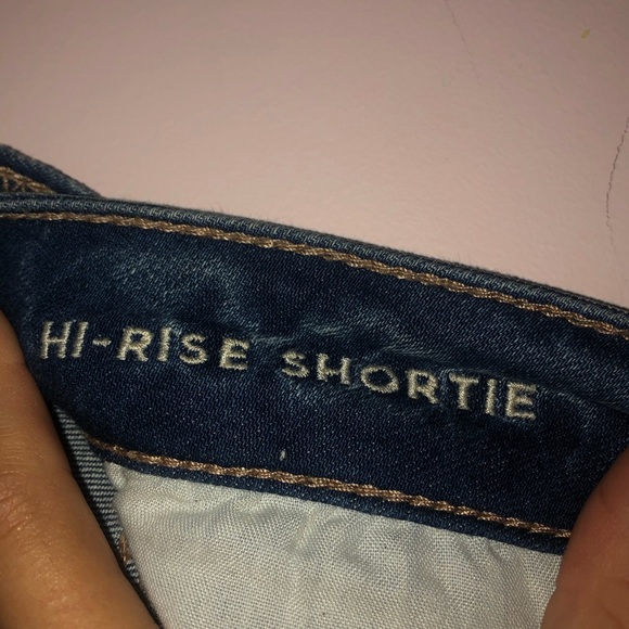 American Eagle High Ripped Jean Short - Picture 6 of 7